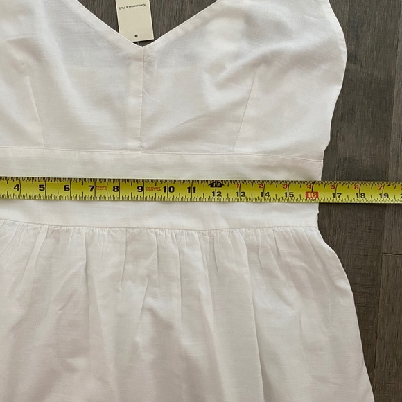 NWT Abercrombie & Fitch White Lined Dress - Picture 6 of 7